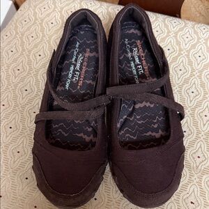 Skechers Dark Brown Mary Jane Shoes Size 6.5.